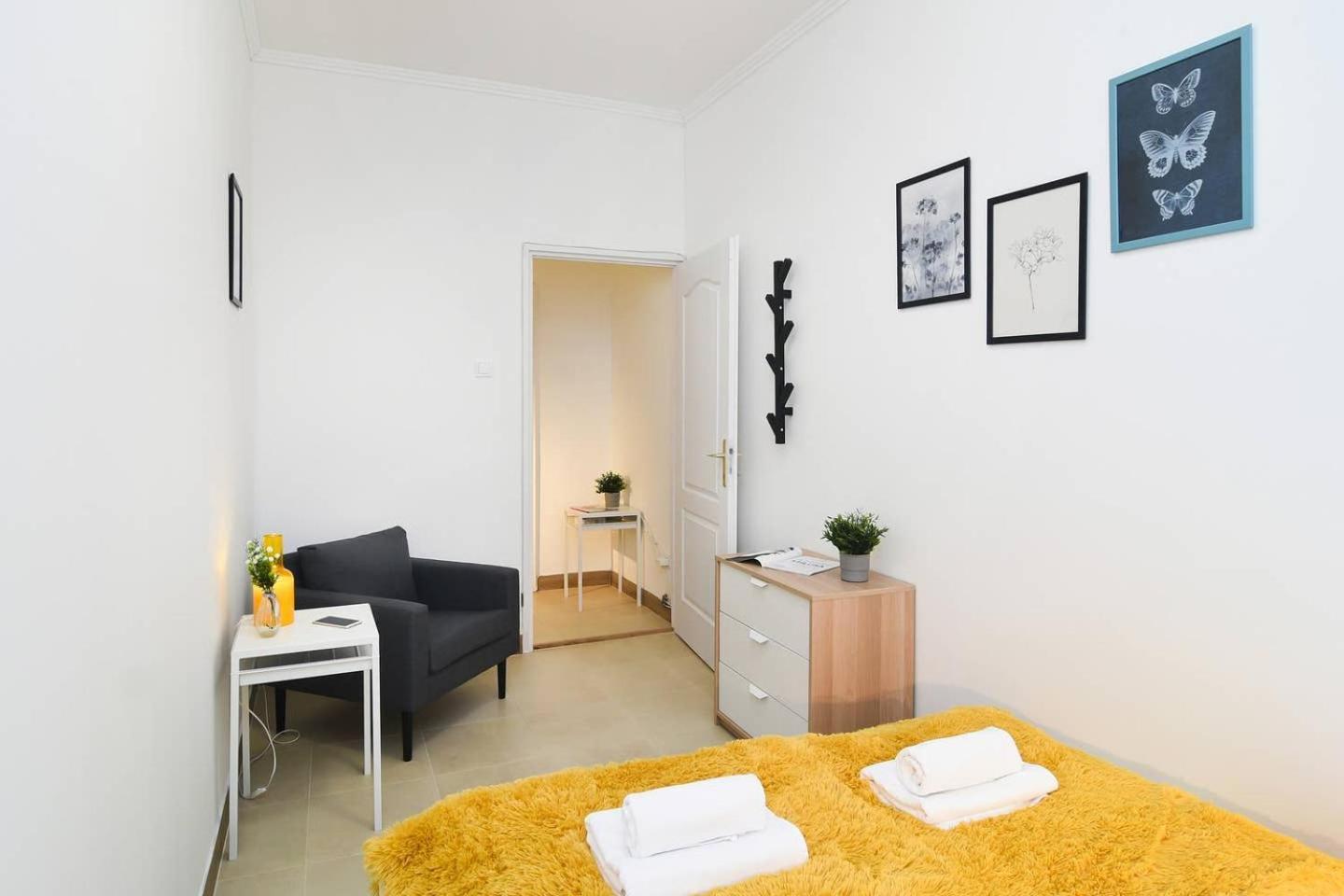Very Central Apartment Close To Basilica Budapest Exterior photo